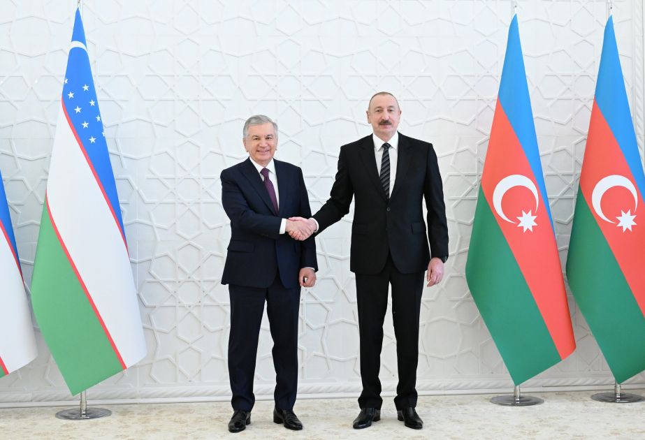 Azərbaycan Prezidenti: Özbəkistanla həyata keçirilən birgə layihələr iqtisadi əməkdaşlığımızın daha da genişləndirilməsinə əhəmiyyətli töhfə verir