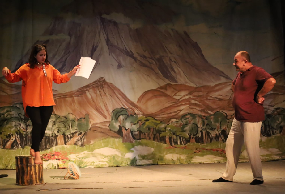 Naxçıvan Dövlət Kukla Teatrı yeni mövsümə yeni tamaşalarla hazırlaşır
