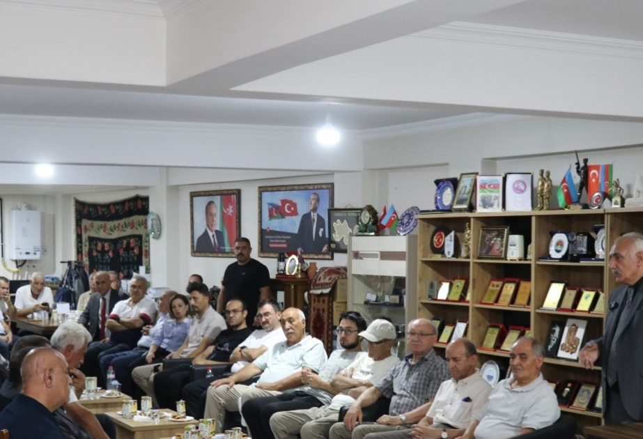 İğdır Azərbaycan Evində “Her Yönüyle Iğdır” kitabının təqdimatı keçirilib