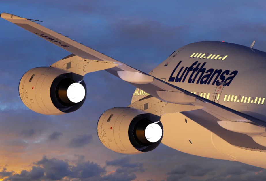 “Lufthansa” aviaşirkətinin Dehliyə uçan təyyarəsi Bakıda eniş edib
