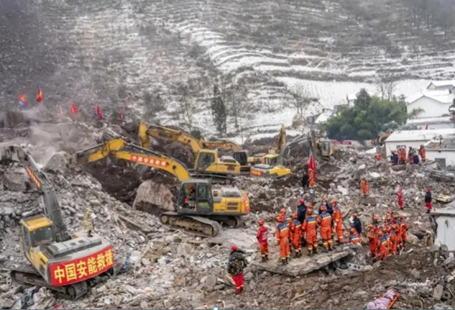 Chine : 3 morts et 558 disparus après une coulée de boue ayant frappé un poste frontalier au Xizang