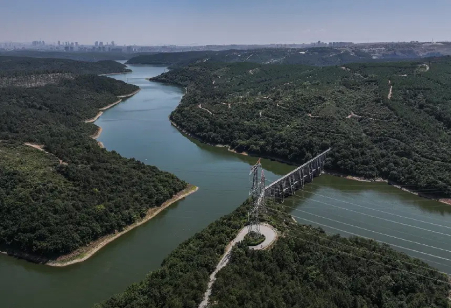 İstanbulda su anbarlarının doluluq səviyyəsi kritik həddən aşağı düşüb