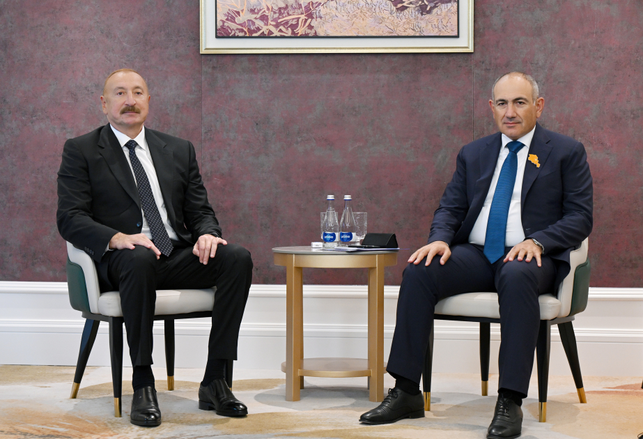 Azərbaycan Prezidenti İlham Əliyevin Bişkekdə Ermənistanın Baş naziri ilə görüşü keçirilir  YENİLƏNƏCƏK
