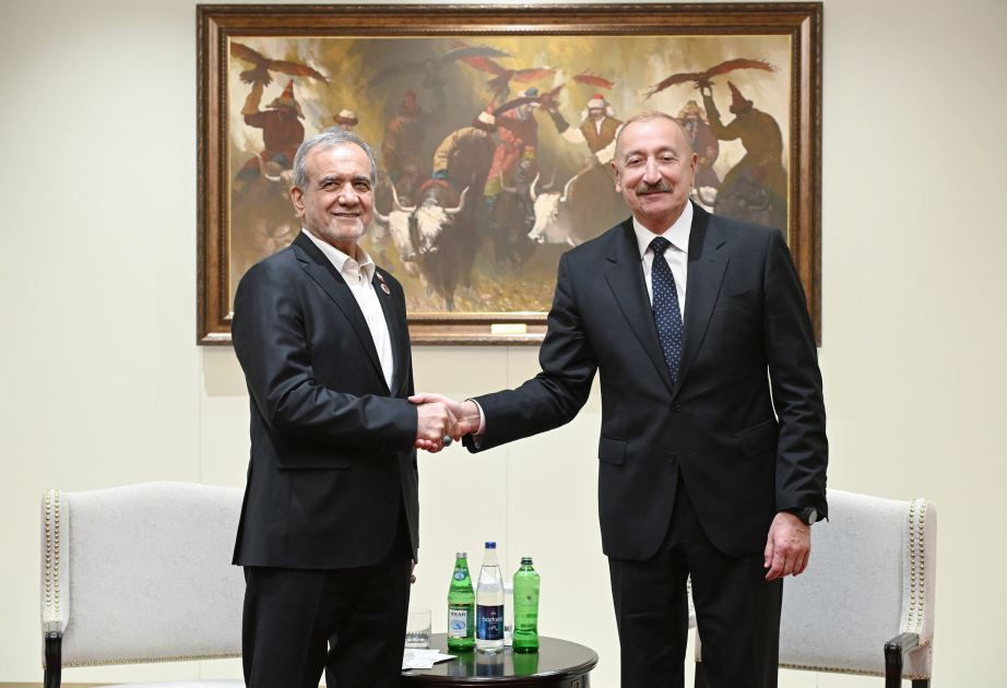 Presidents of Azerbaijan and Iran met in Bishkek VIDEO