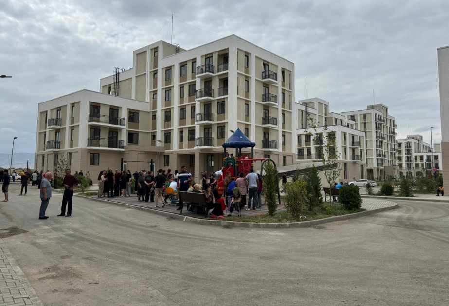 Вручены ключи от квартир семьям, переселившимся в Агдам  ОБНОВЛЕНО  ВИДЕО
