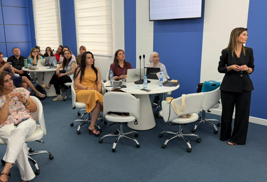 İsrailin süni intellekt üzrə mütəxəssisləri UNEC-də müəllimlər üçün peşəkar inkişaf proqramına başlayıblar