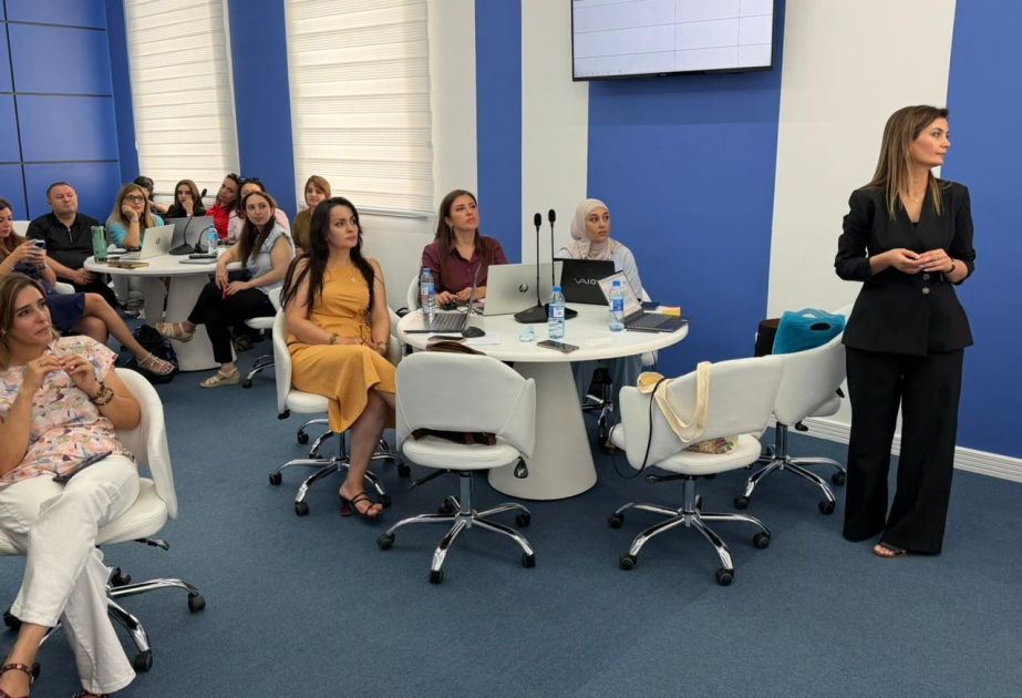 Israeli AI experts launch faculty development program at UNEC