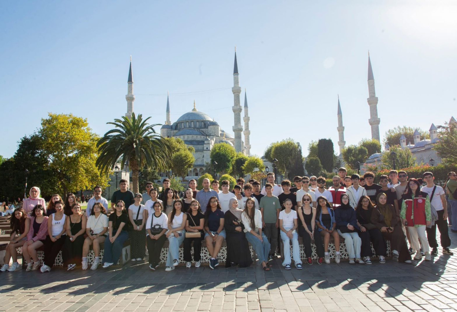 “YAŞAT” Fondunun təşkilatçılığı ilə şəhid övladları Çanaqqalada