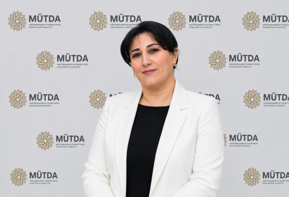 Məktəb direktoru: Şəhidlərimizin adını daşlarda deyil, qəlblərdə yaşadaq