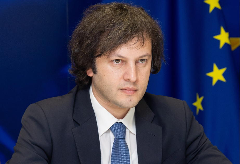 İrakli Kobaxidze: Bakı-Tbilisi-Qars dəmir yolu Orta Dəhlizin inkişafına töhfə verir