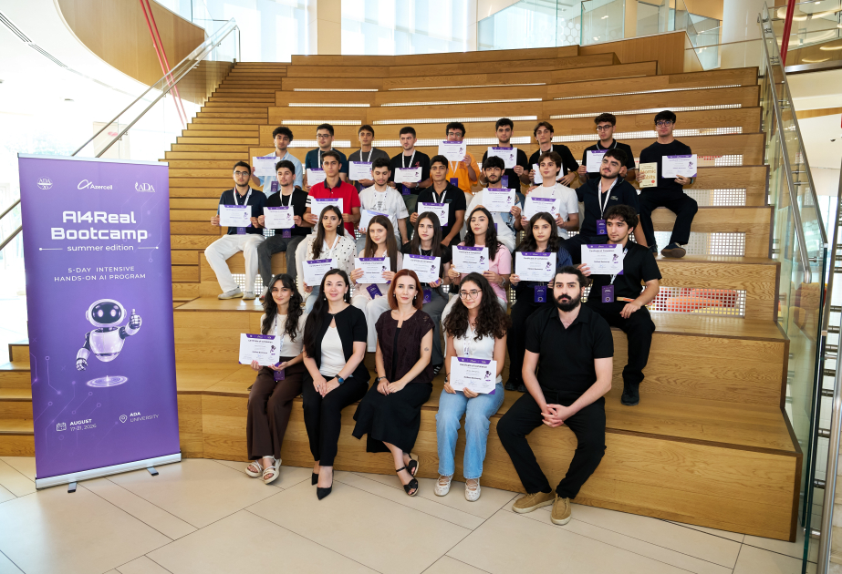 ®  “Azercell” və ADA Universiteti tələbələr üçün süni intellekt üzrə praktiki təlim proqramı həyata keçirib “AI4Real Bootcamp” proqramı uğurla başa çatıb