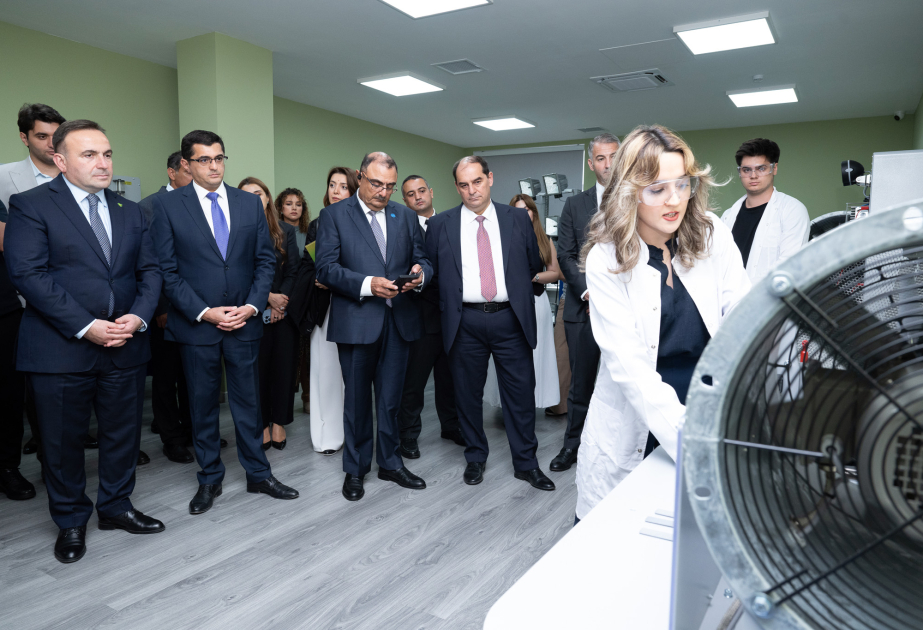 ADNSU-ya bərpaolunan enerji laboratoriyası hədiyyə edilib