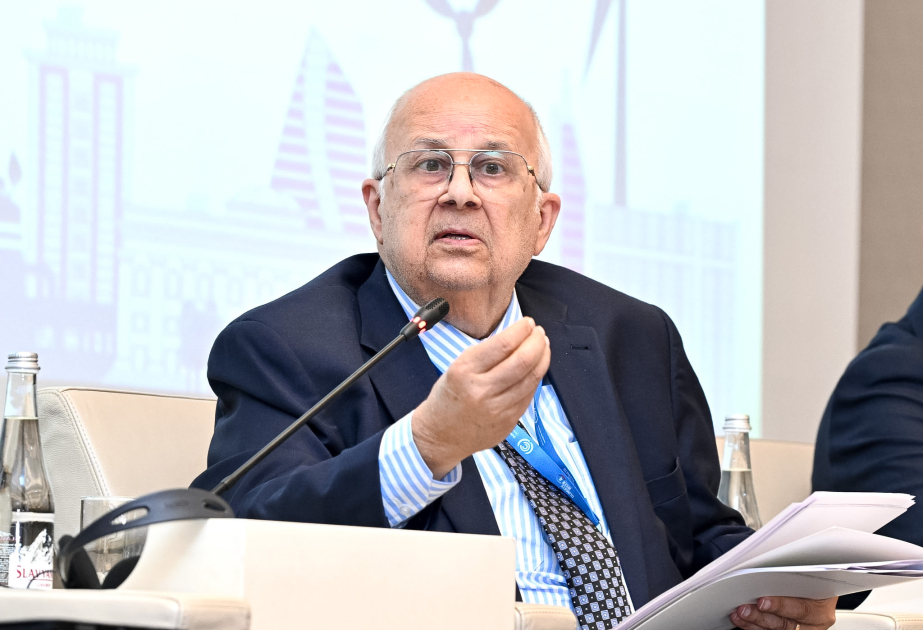 İsmail Serageldin: Xəzər hövzəsini bölüşən 5 ölkənin əməkdaşlığı zəruridir