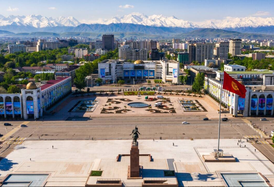 Турпоток принесет экономике Кыргызстана до 4 миллиардов долларов