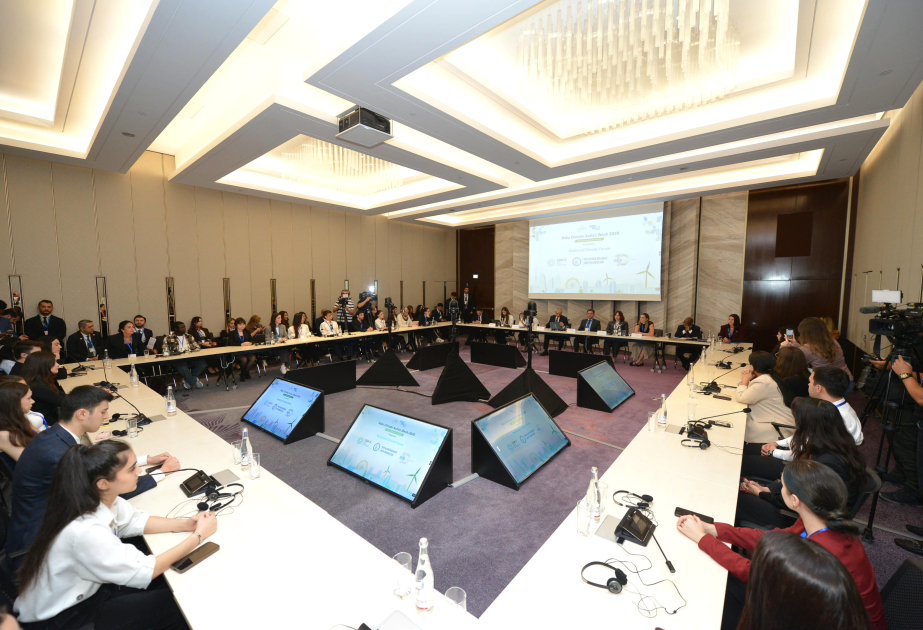 BCAW2026: "Öhdəliklərdən icraya: COP31-ə doğru" mövzusunda yüksəksəviyyəli dəyirmi masa təşkil olunub