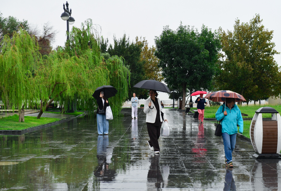 Yağışlı Bakıdan FOTOLAR