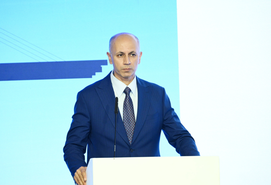 “ADY Express”: Orta Dəhlizlə konteyner daşımaları 11 faiz artıb