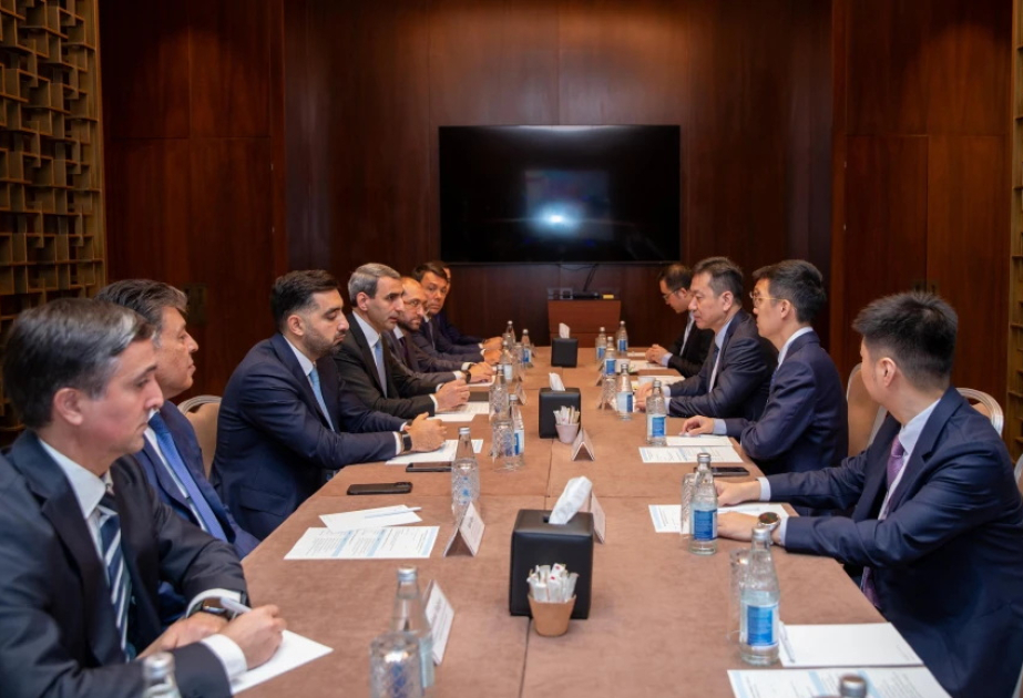 “Azərbaycan Dəmir Yolları” Çin limanları ilə Orta Dəhliz üzrə əməkdaşlığı genişləndirir