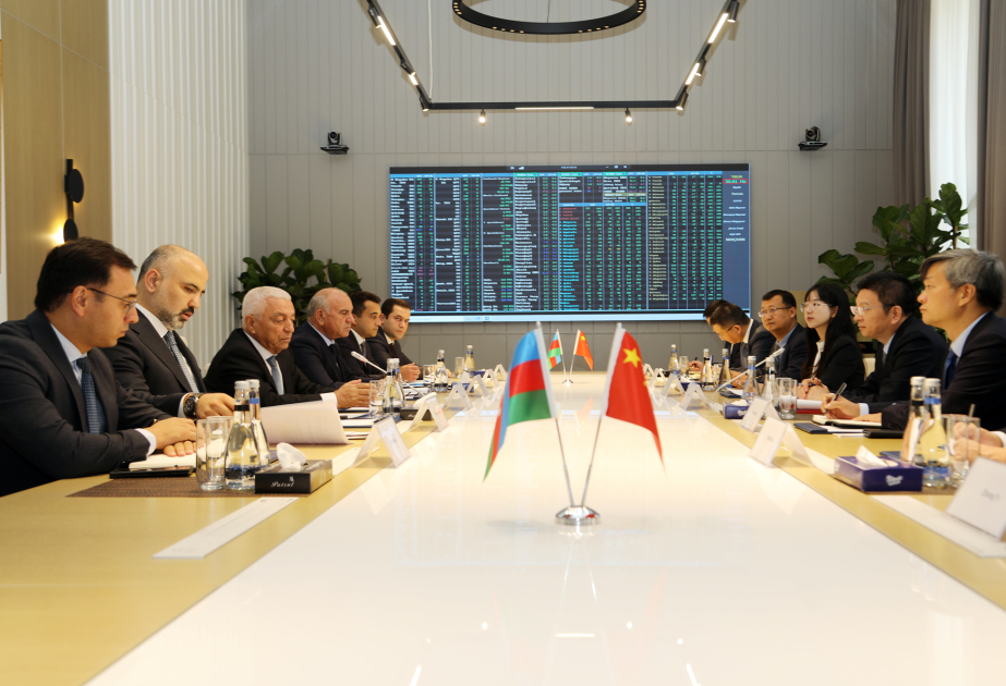 Çin enerji şirkətlərinin Azərbaycandakı fəaliyyəti istiqamətində görüləcək işlər dəyərləndirilib