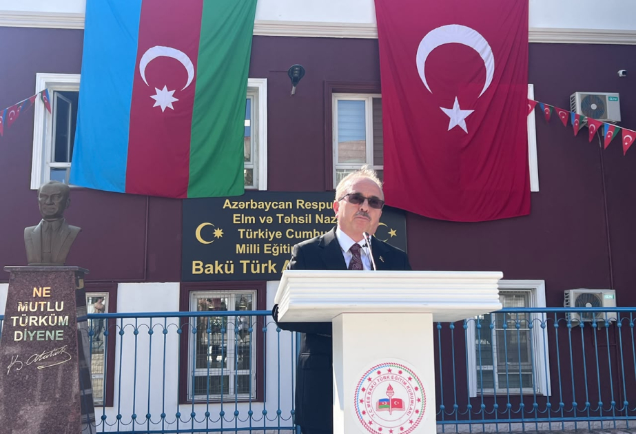 Türkiyə səfiri: İnsan kapitalına qoyulan sərmayə “Bir millət, iki dövlət” devizinə ən böyük xidmətdir