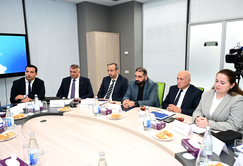 İqlim dəyişikliyinin əmək şəraitinə və işçilərin sağlamlığına təsirləri ilə bağlı müzakirələr aparılıb VİDEO