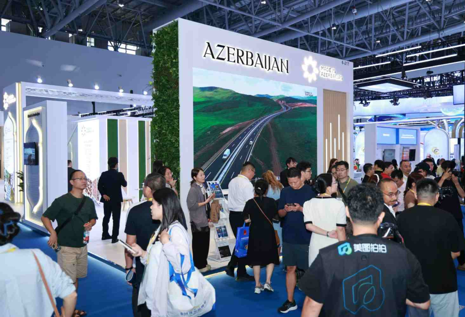 Azerbaiyán participa en la Feria Internacional de Inversión y Comercio de China