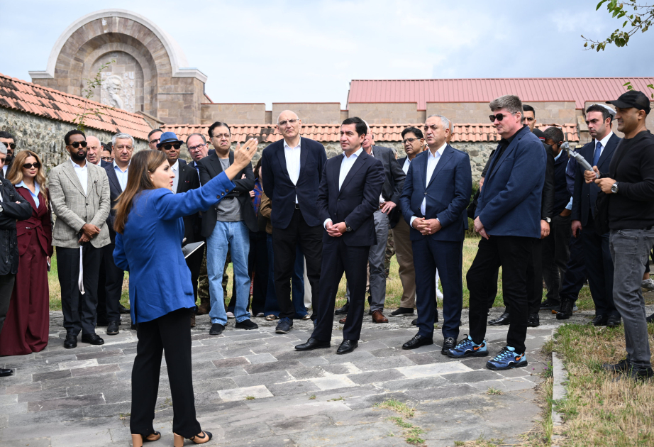 Diplomatlar Ağdərə rayonunda yerləşən Gəncəsər monastırını ziyarət ediblər VİDEO