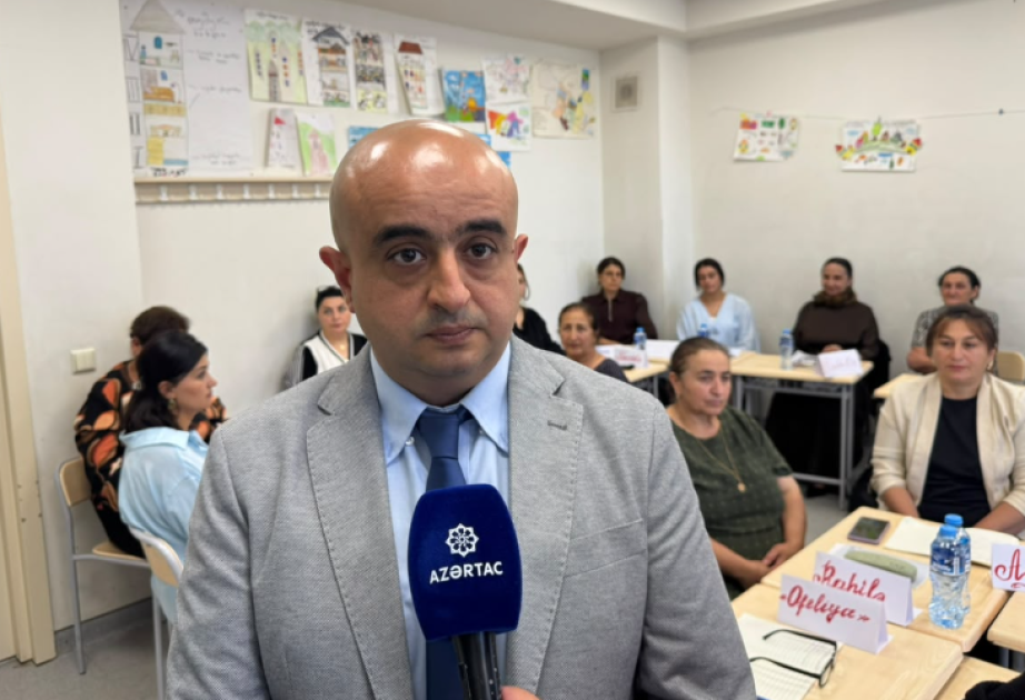 Gürcüstandakı azərbaycandilli məktəblərin müəllimləri üçün təlimlər təşkil olunub