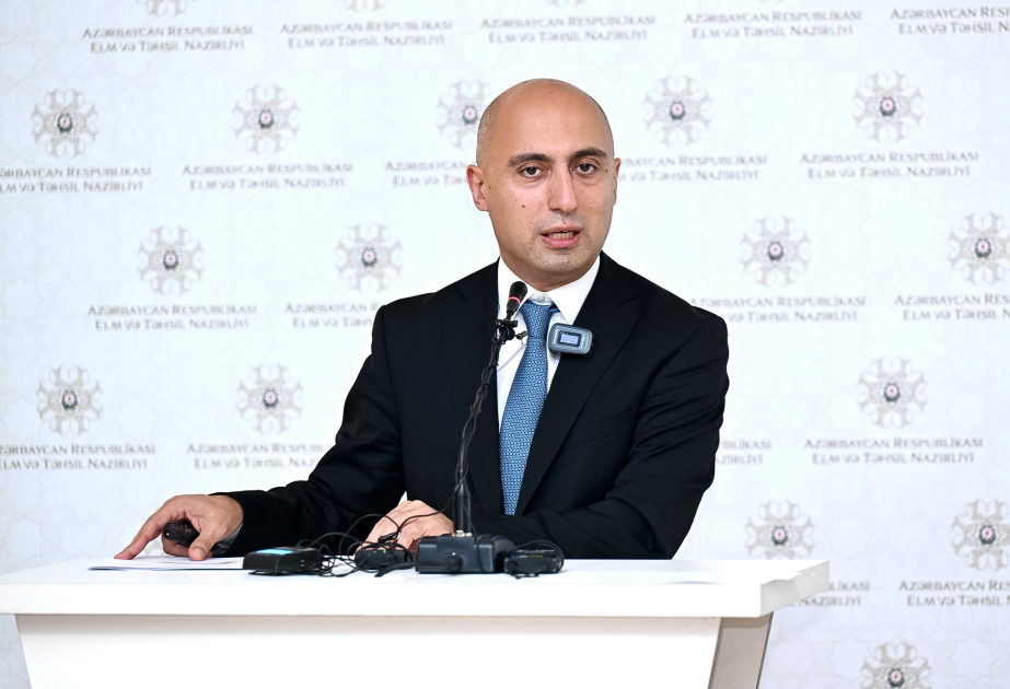 Yeni tədris ili başlamazdan əvvəl 7 milyondan çox dərslik çap olunaraq məktəblərə çatdırılıb