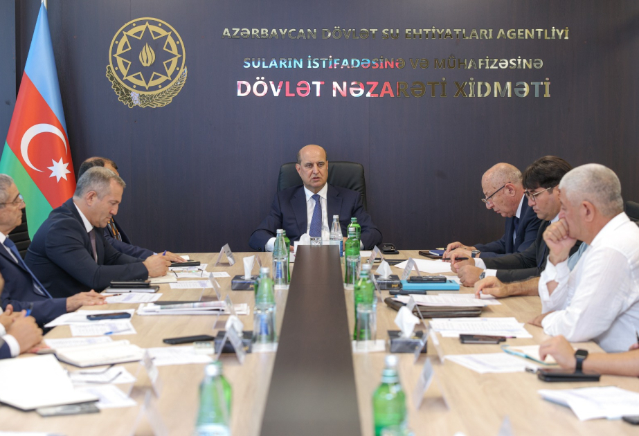 Şirvan suvarma kanalının yenidən qurulması ilə bağlı görülən işlərin hazırkı vəziyyəti nəzərdən keçirilib