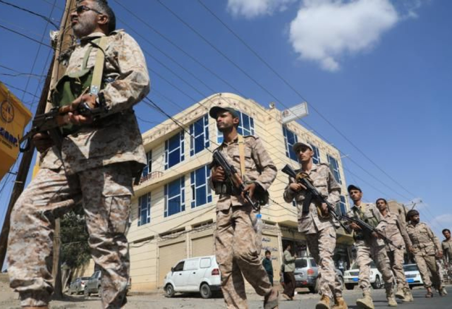 Husilər Yəmənin əsas şəhəri olan Taiz şəhərinə doğru irəliləyirlər