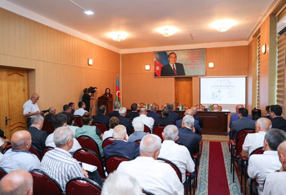 Ağcabədidə fermerlərlə aqrar dəstək mexanizmlərini müzakirə edilib