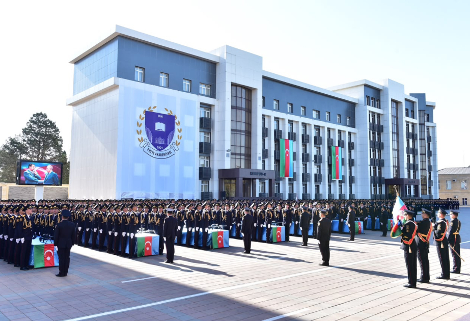 Polis Akademiyasında andiçmə mərasimi olub