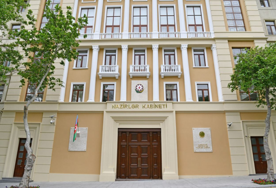 В Азербайджане продлен особый карантинный режим