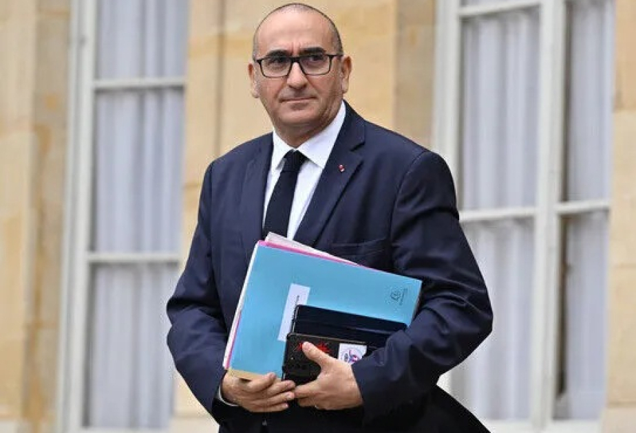 Fransanın daxili işləri naziri deputatla bağlı yanlış məlumat yaymaqda ittiham olunur