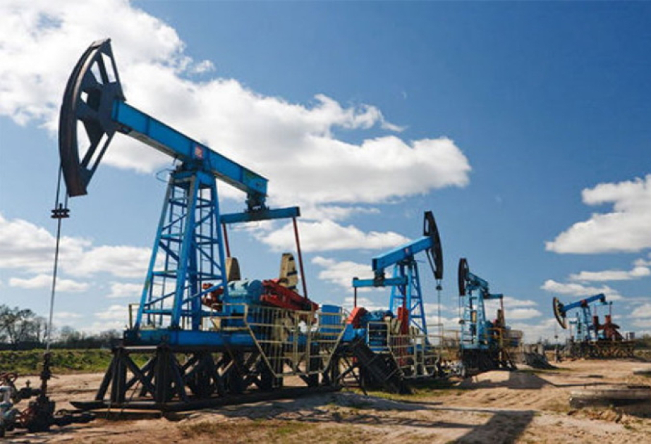 Азербайджанская нефть торгуется за 121 доллар
