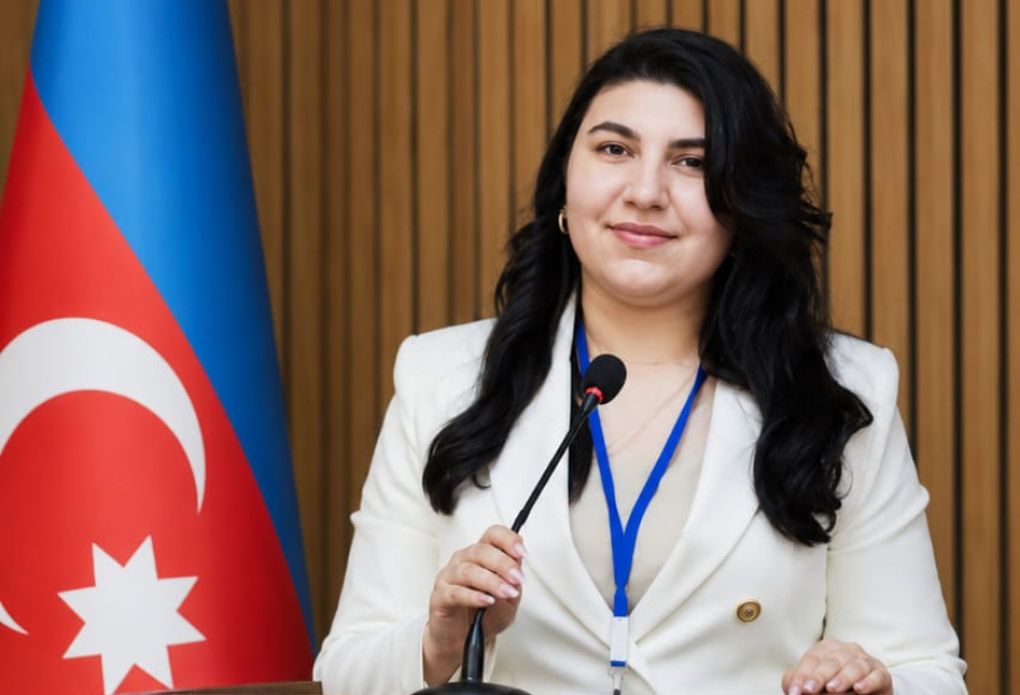 Şagirdlər ev tapşırıqlarında süni intellektdən istifadə etməlidirlərmi?
