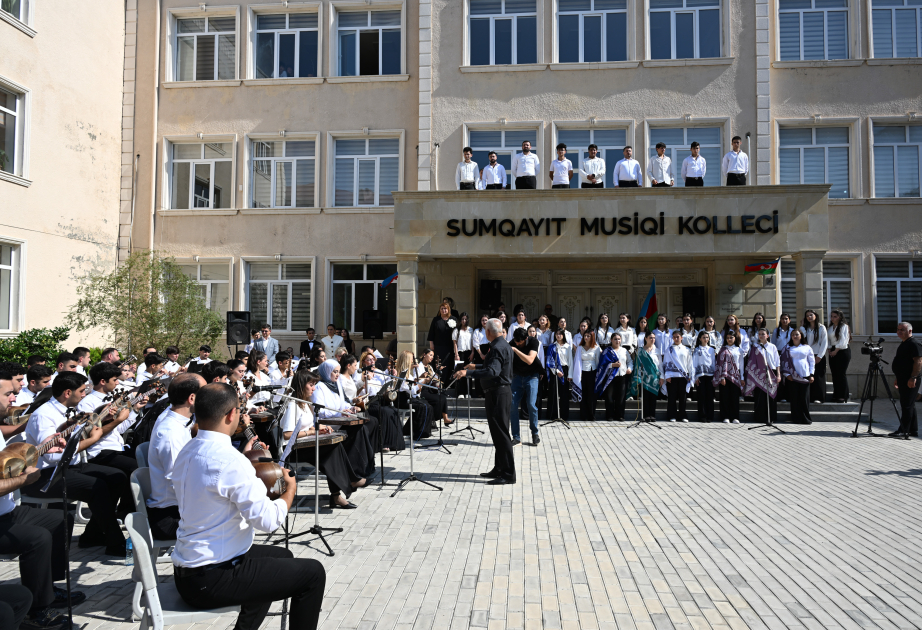 Sumqayıtda Milli Musiqi Gününə həsr olunan konsert proqramı təqdim edilib