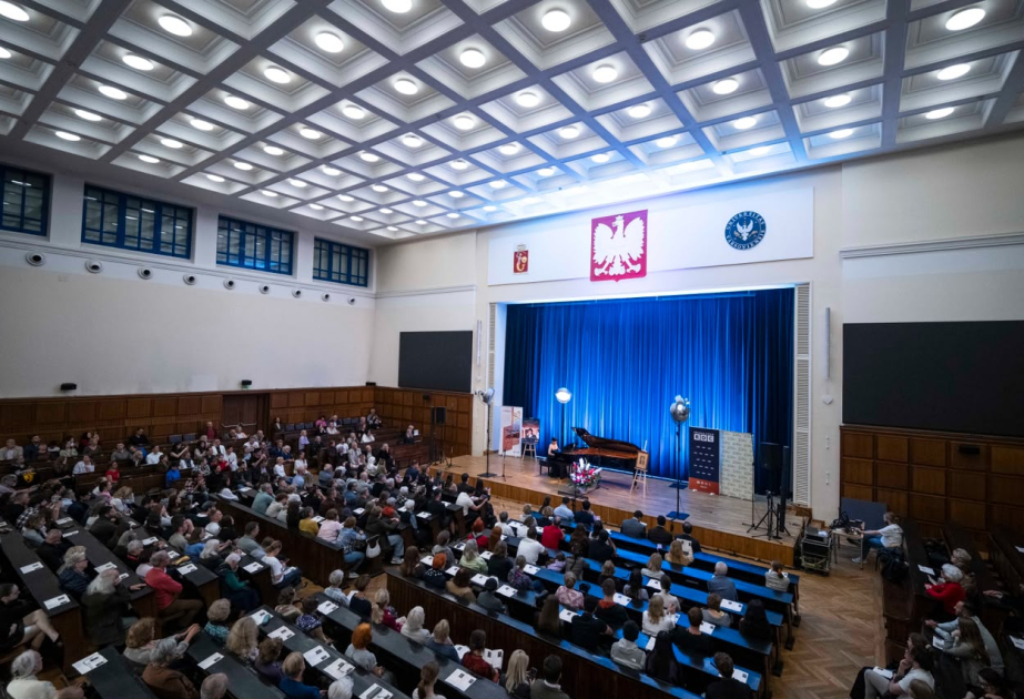 Azərbaycanlı pianoçunun Varşavadakı konserti dinləyiciləri heyran edib