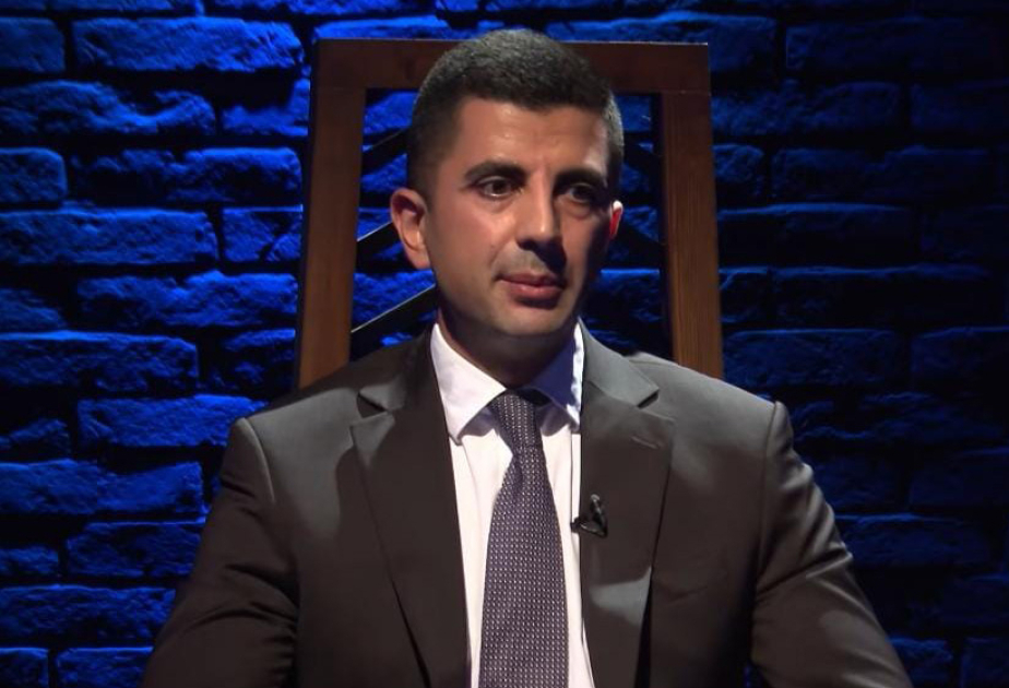 Ucqar kənd məktəblərində müəllimlərə olan ehtiyac necə aradan qaldırılır? - Eşqi Bağırov izah edib VİDEO