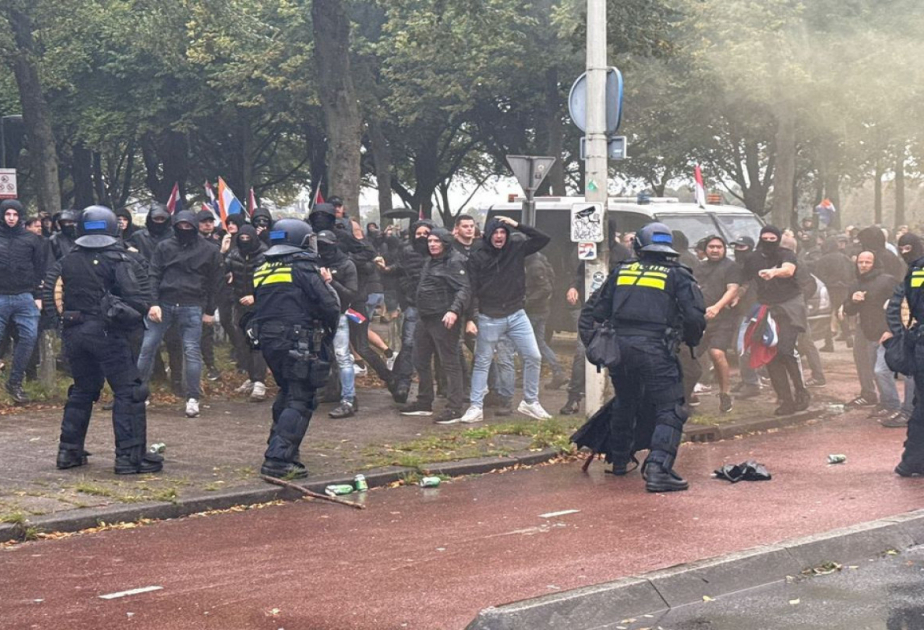 Haaqada etirazçılarla polis arasında toqquşma: saxlanılanlar var