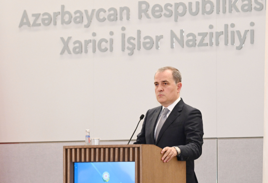 Azerbaijani FM departs for working visit to New York