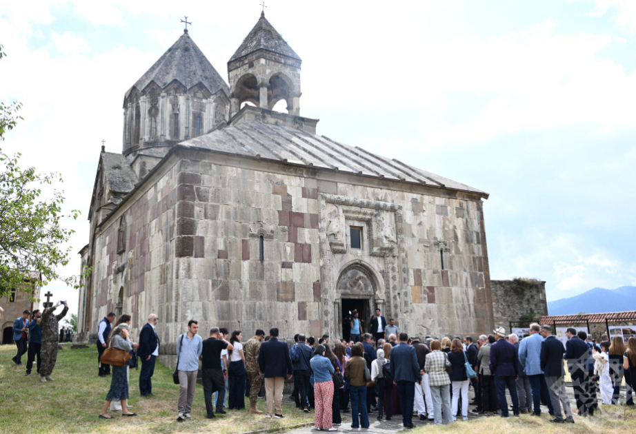 Reaktion armenischer Gesellschaft auf Diplomatenbesuch in Garabagh kritisiert