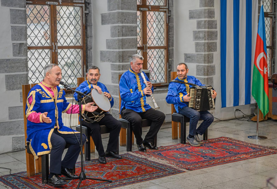 “Saz və Balaban”: Estoniyada Azərbaycan folklor musiqisi və rəqsləri təqdim olunub