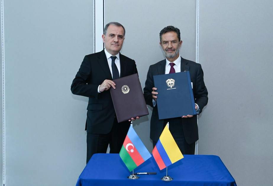Azərbaycan və Kolumbiya arasında viza tələbinin qarşılıqlı ləğvi barədə saziş imzalanıb