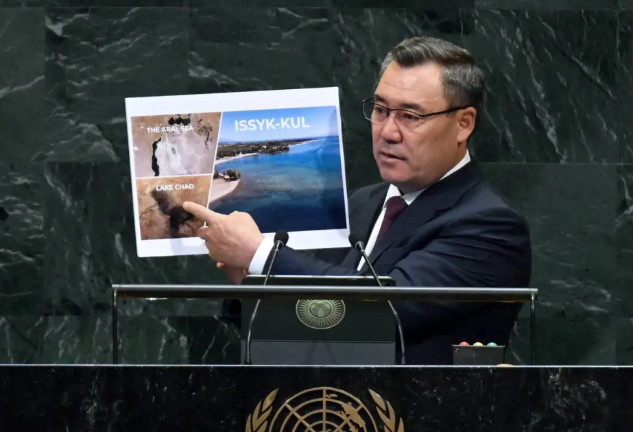 Sadır Japarov İssık-Kul gölünün qorunması üzrə BMT fondu yaratmağı təklif edib