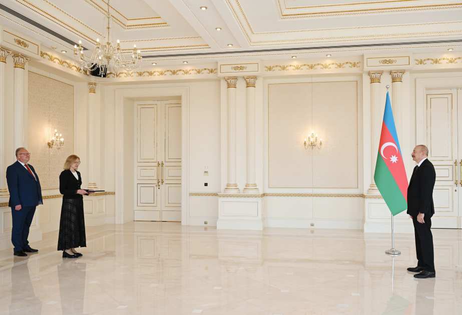 Президент Ильхам Алиев принял новоназначенного посла Эстонии в Азербайджане