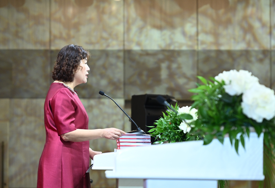Diplomat: Çin ilə Azərbaycanın ticarət və investisiya həcminin rekord göstəricilərə çatacağı gözlənilir