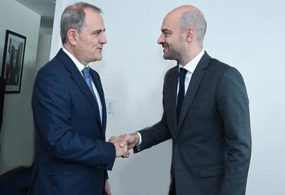 Azərbaycanın və Fransanın xarici işlər nazirləri qarşılıqlı maraq doğuran məsələlər ətrafında fikir mübadiləsi aparıblar