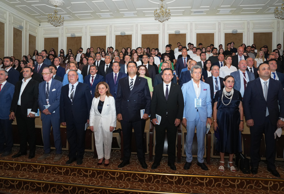 Naxçıvanda I Beynəlxalq Tibb Günləri keçirilir